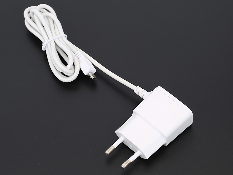 A35 5V2A 帶線 歐規電池充電器