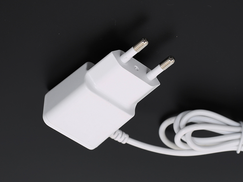 充電器 充電器