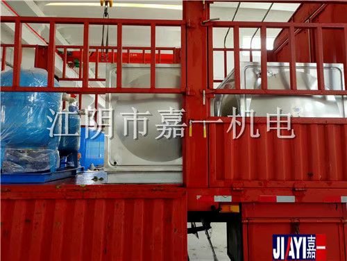 蘇州客戶預定的定壓補水裝置，不銹鋼水箱已經發貨啦！